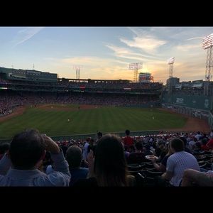 Meet your Posher, Alyson